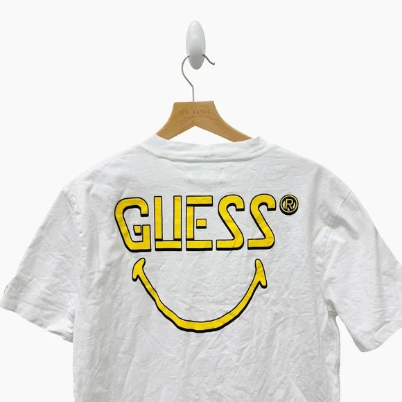 Guess Originals x Chinatown‎ Market Smiley Face Graphic Tee Shirt - Picture 9 of 10